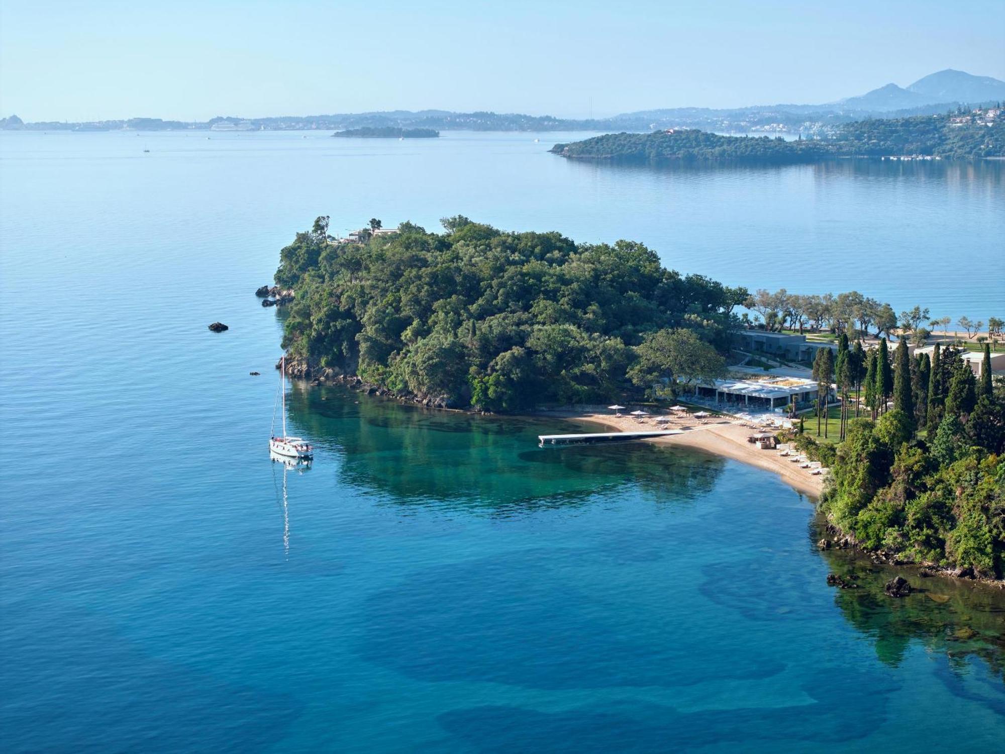 Отель Ikos Odisia Corfu  Экстерьер фото