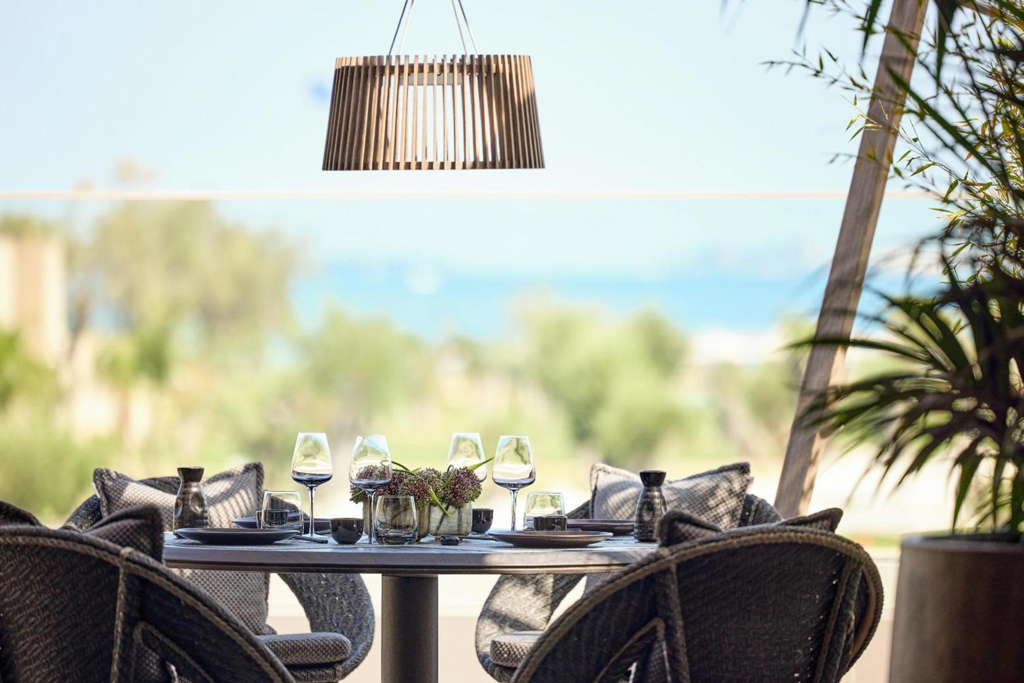 Отель Ikos Odisia Corfu  Экстерьер фото