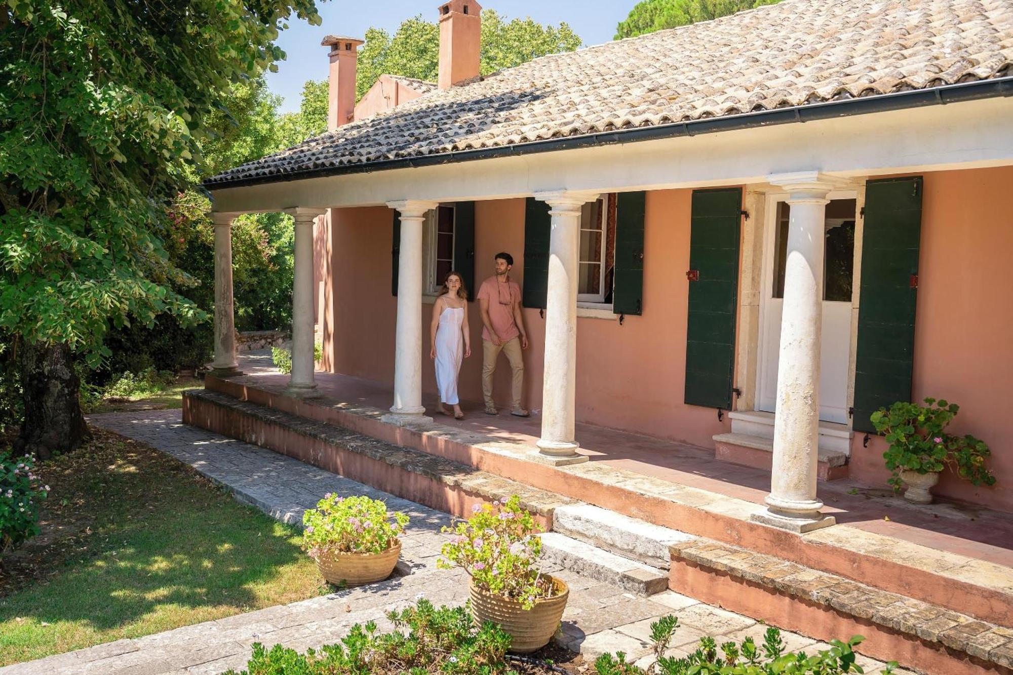 Отель Ikos Odisia Corfu  Экстерьер фото