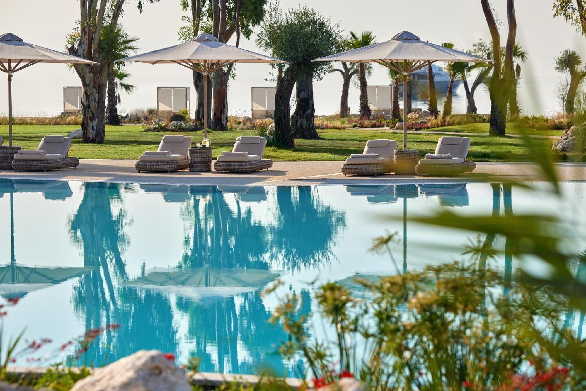 Отель Ikos Odisia Corfu  Экстерьер фото