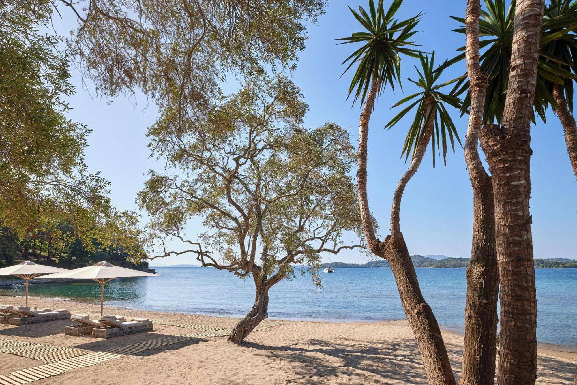 Отель Ikos Odisia Corfu  Экстерьер фото